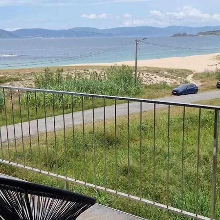 Апартаменты Mar De Queiruga 01 As Seiras *