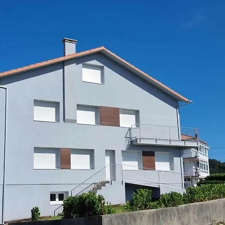 Апартаменты Mar De Queiruga 01 As Seiras *