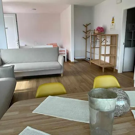 Апартаменты Mar De Queiruga 01 As Seiras Пуэрто-дель-Сон